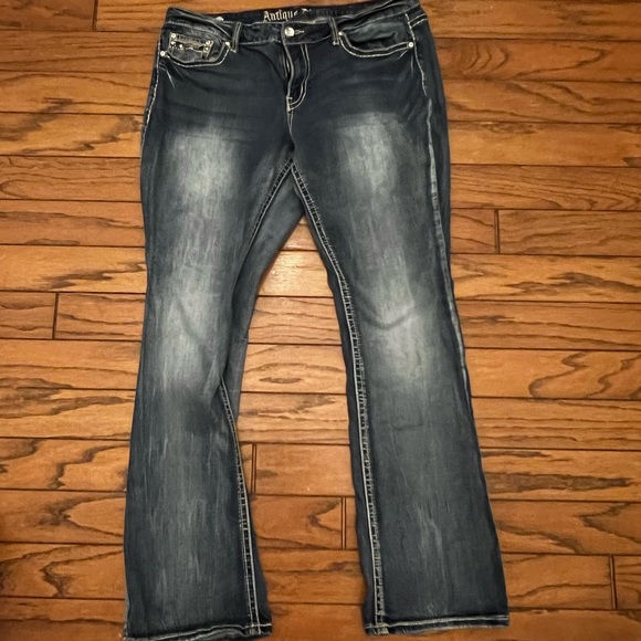 Antique Rivet Jeans Antique Rivet Size 4 Womens Boot Cut Jeans